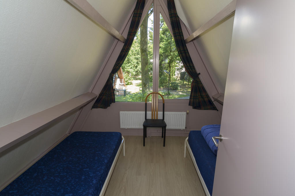 'T Vosseven Vakantiehuizen Stramproy Zimmer foto